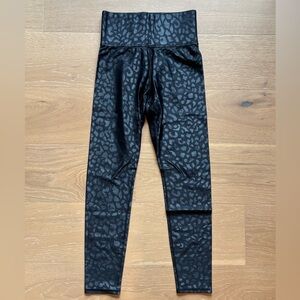 Black Leopard Print Takara shine Leggings - Carbon 38